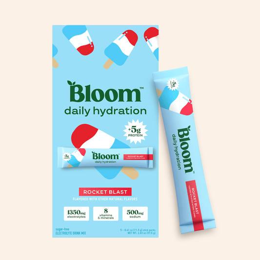 daily-hydration-sticks-q5 dailyhydration_RB_01_c604357d-be9c-44ab-8488-b4511e618f3b.png